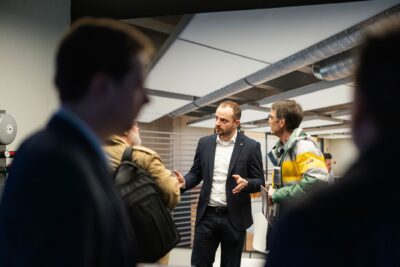 interpanel setzt Maßstäbe auf der Light & Building 2024: Der Rückblick interpanel Light Building 2024 0003 400x267 - interpanel setzt Maßstäbe auf der Light & Building 2024: Der Rückblick