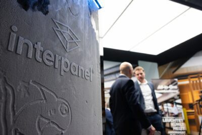 interpanel setzt Maßstäbe auf der Light & Building 2024: Der Rückblick interpanel Light Building 2024 0007 400x267 - interpanel setzt Maßstäbe auf der Light & Building 2024: Der Rückblick
