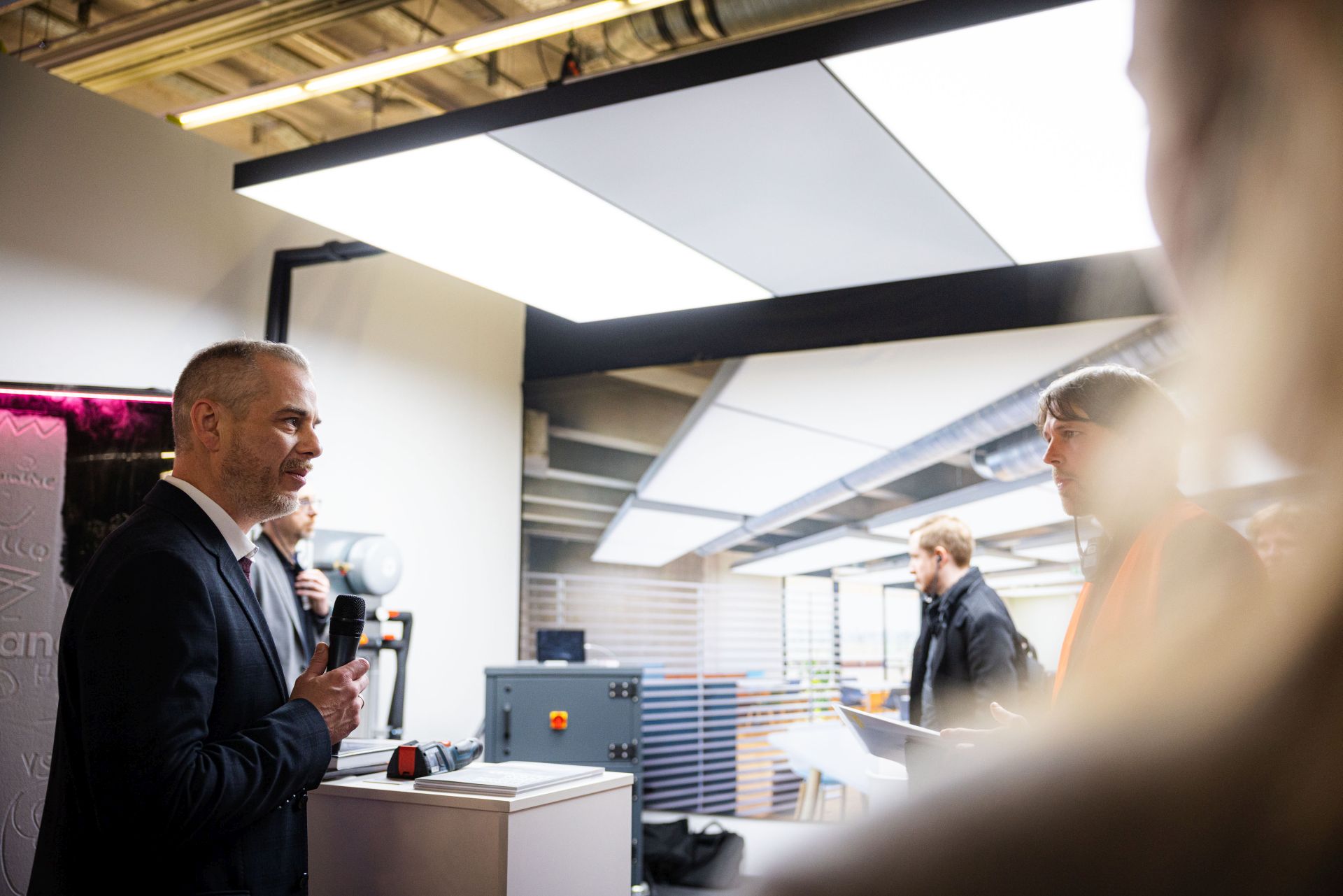 interpanel setzt Maßstäbe auf der Light & Building 2024: Der Rückblick interpanel Light Building 2024 0020 - interpanel setzt Maßstäbe auf der Light & Building 2024: Der Rückblick