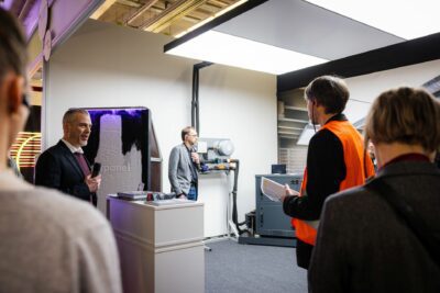 interpanel setzt Maßstäbe auf der Light & Building 2024: Der Rückblick interpanel Light Building 2024 0022 400x267 - interpanel setzt Maßstäbe auf der Light & Building 2024: Der Rückblick