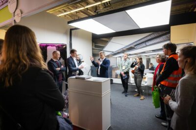 interpanel setzt Maßstäbe auf der Light & Building 2024: Der Rückblick interpanel Light Building 2024 0026 400x267 - interpanel setzt Maßstäbe auf der Light & Building 2024: Der Rückblick