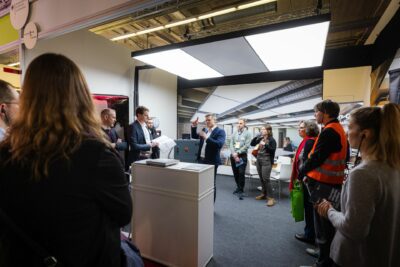 interpanel setzt Maßstäbe auf der Light & Building 2024: Der Rückblick interpanel Light Building 2024 0027 400x267 - interpanel setzt Maßstäbe auf der Light & Building 2024: Der Rückblick