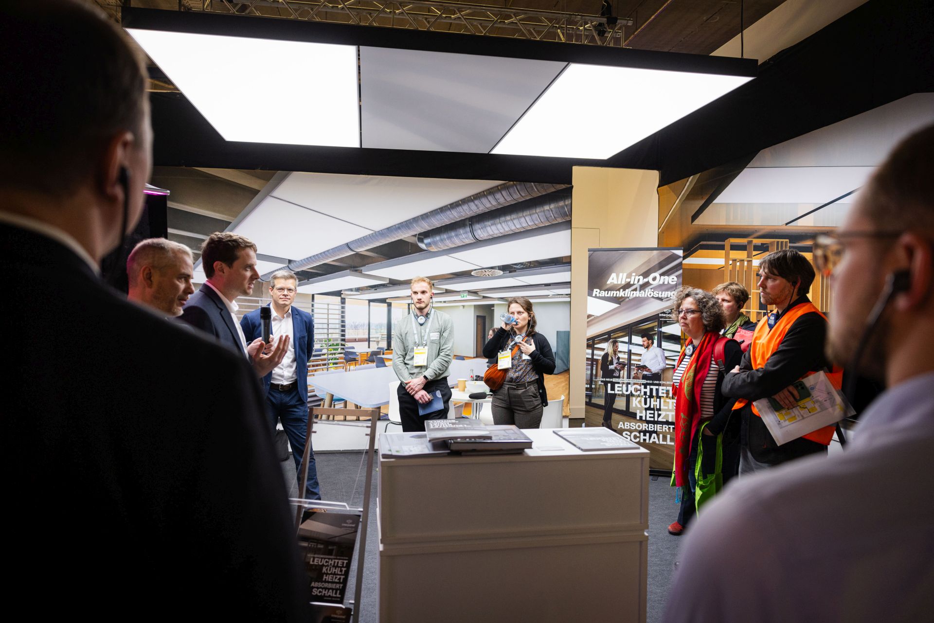 interpanel setzt Maßstäbe auf der Light & Building 2024: Der Rückblick interpanel Light Building 2024 0030 - interpanel setzt Maßstäbe auf der Light & Building 2024: Der Rückblick