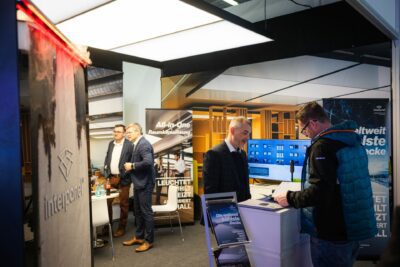 interpanel setzt Maßstäbe auf der Light & Building 2024: Der Rückblick interpanel Light Building 2024 0035 400x267 - interpanel setzt Maßstäbe auf der Light & Building 2024: Der Rückblick